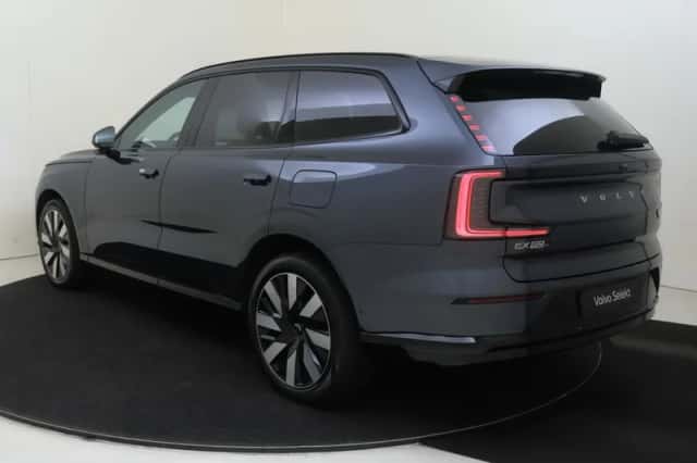 Volvo EX90 (2025) thumbnail 5