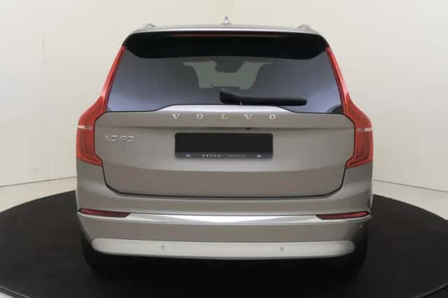 Volvo XC90 (2021) thumbnail 5