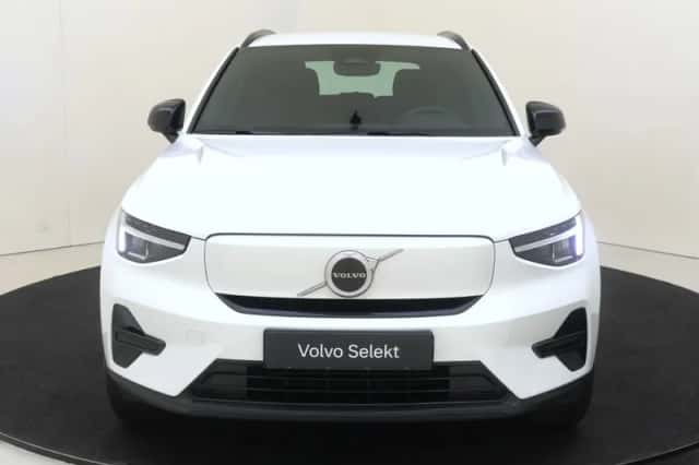 Volvo EX40 (2025) thumbnail 3