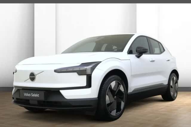 Volvo EX30 (2025) thumbnail 1