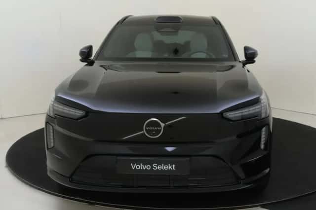 Volvo EX90 (2025) thumbnail 4