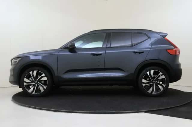 Volvo XC40 (2026) thumbnail 2