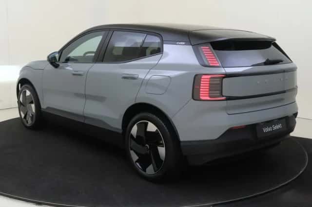 Volvo EX30 (2024) thumbnail 5