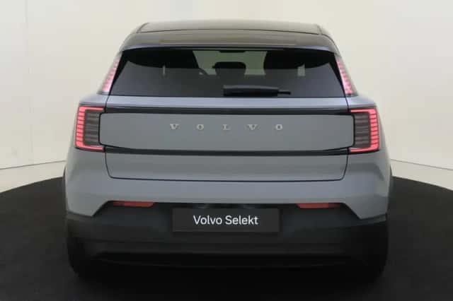 Volvo EX30 (2024) thumbnail 6