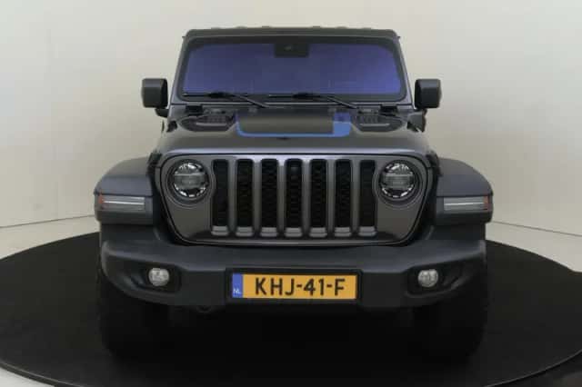 Jeep Wrangler (2022) thumbnail 3