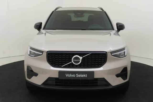 Volvo XC40 (2026) thumbnail 3
