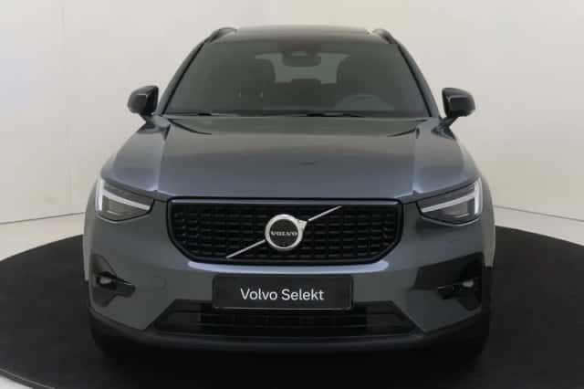 Volvo XC40 (2026) thumbnail 3