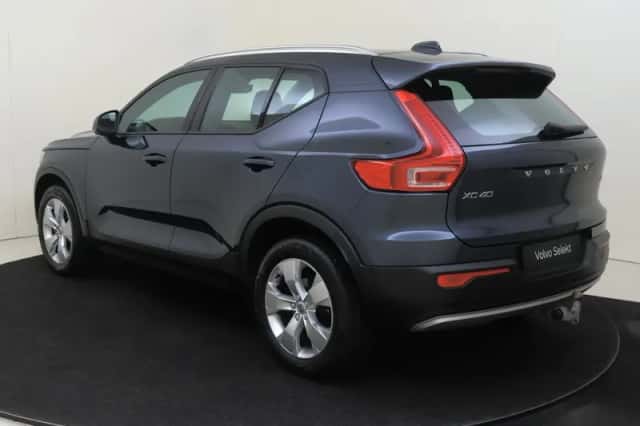 Volvo XC40 (2021) thumbnail 4