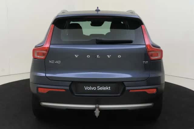 Volvo XC40 (2021) thumbnail 5
