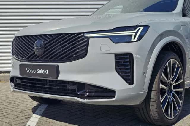 Volvo XC90 (2026) thumbnail 3