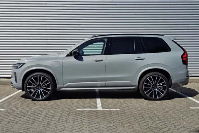Volvo XC90 (2026) thumbnail 5