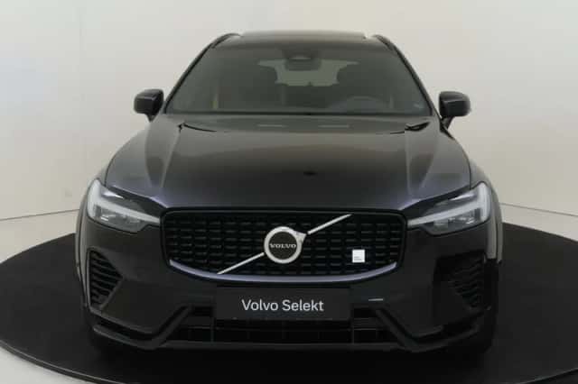 Volvo XC60 (2024) thumbnail 3