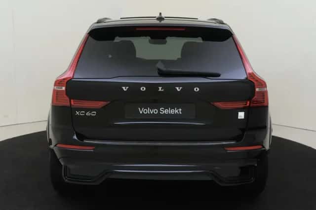 Volvo XC60 (2024) thumbnail 6