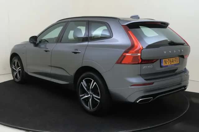 Volvo XC60 (2020) thumbnail 4
