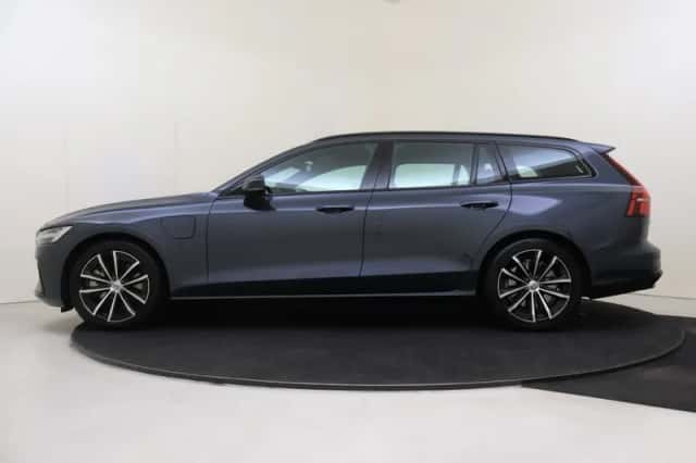 Volvo V60 (2025) thumbnail 2