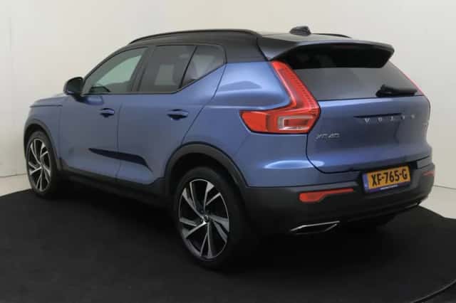 Volvo XC40 (2018) thumbnail 4