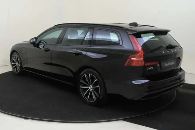 Volvo V60 (2025) thumbnail 4