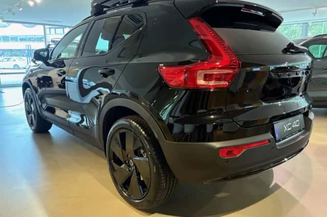 Volvo XC40 (2026) thumbnail 2