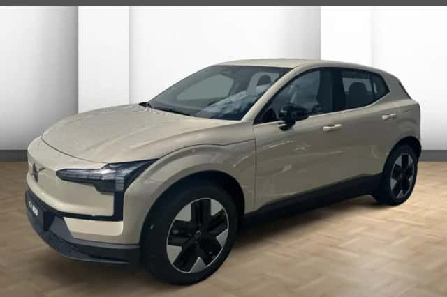 Volvo EX30 (2026) thumbnail 1