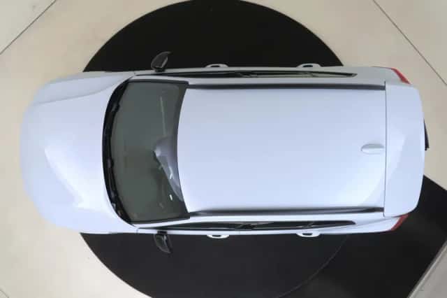 Volvo XC40 (2024) thumbnail 6