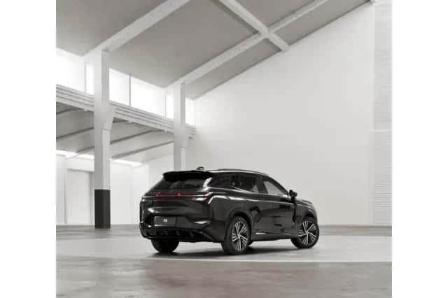 Lynk & Co 08 (2026) thumbnail 3