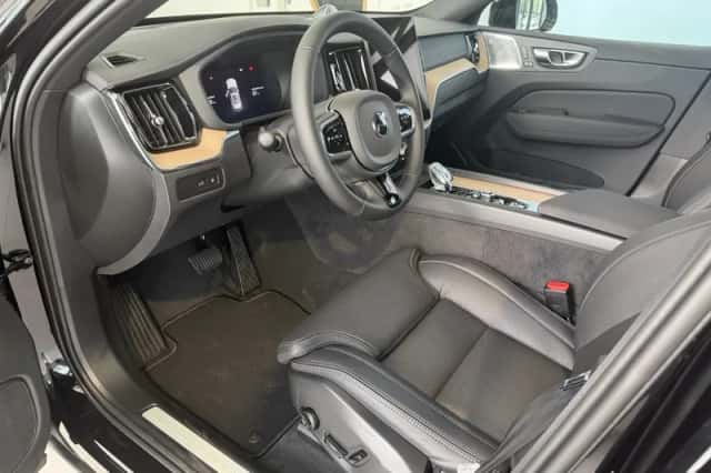 Volvo XC60 (2026) thumbnail 6