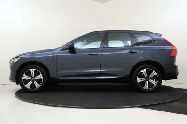 Volvo XC60 (2025) thumbnail 2