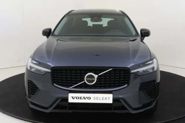 Volvo XC60 (2025) thumbnail 3