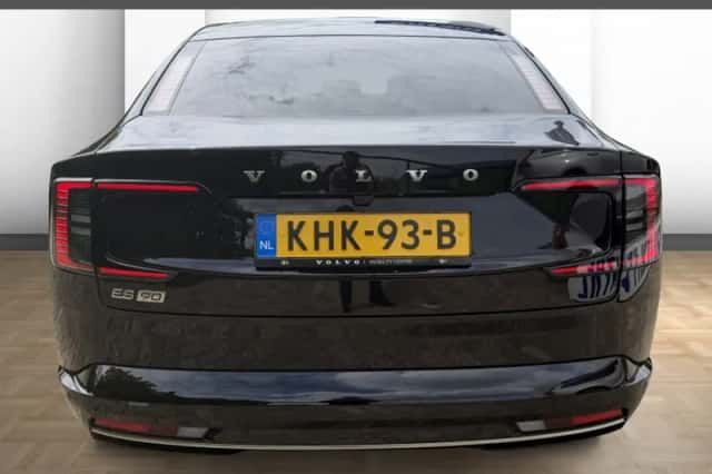 Volvo ES90 (2026) thumbnail 4