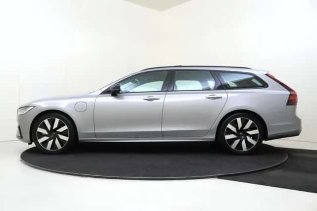 Volvo V90 (2024) thumbnail 2