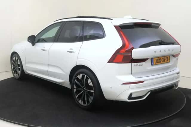 Volvo XC60 (2026) thumbnail 4