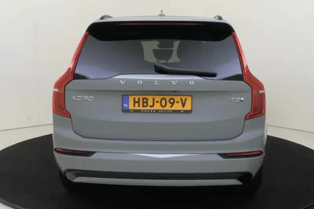 Volvo XC90 (2025) thumbnail 5
