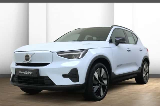 Volvo EX40 (2025) thumbnail 1