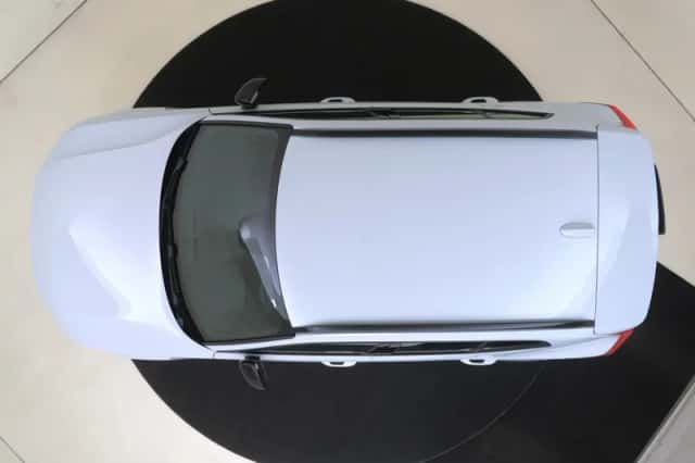 Volvo EX40 (2025) thumbnail 6