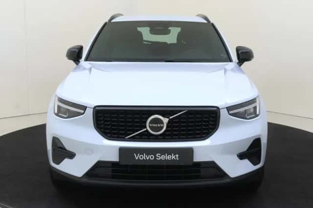Volvo XC40 (2026) thumbnail 3