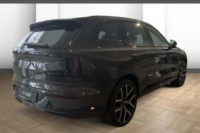 Volvo EX90 (2026) thumbnail 3
