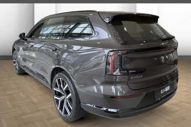 Volvo EX90 (2026) thumbnail 4