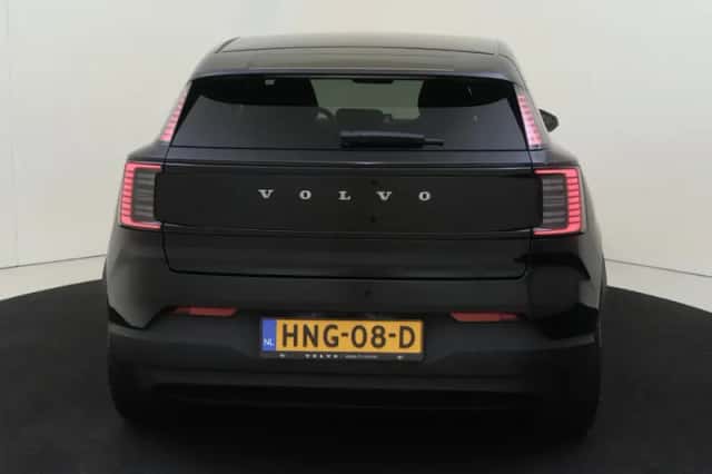 Volvo EX30 (2025) thumbnail 5