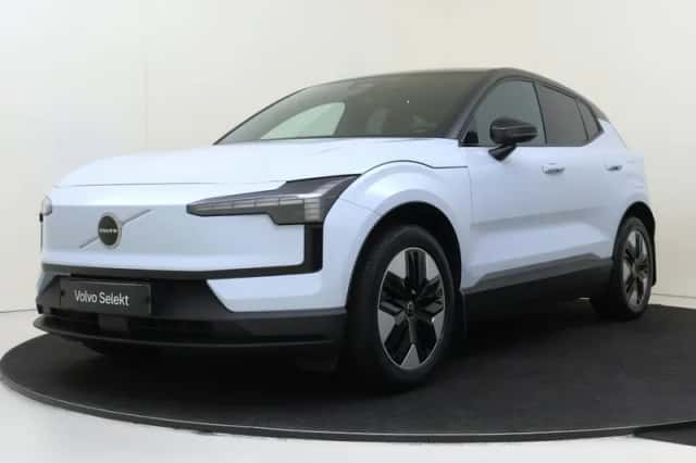 Volvo EX30 (2024) thumbnail 1