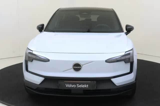 Volvo EX30 (2024) thumbnail 3