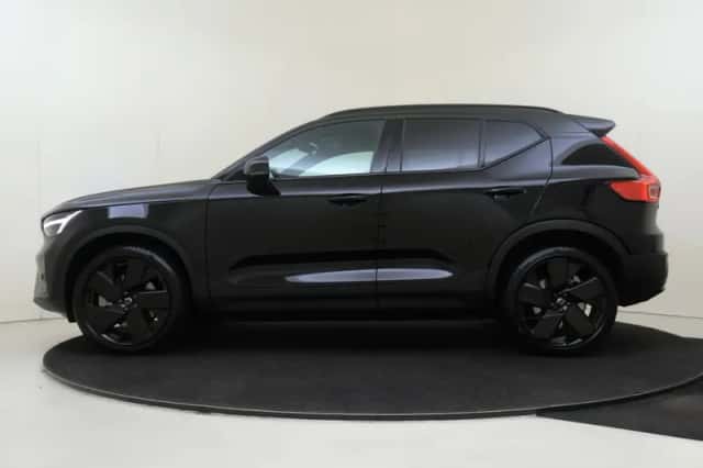Volvo EX40 (2026) thumbnail 2