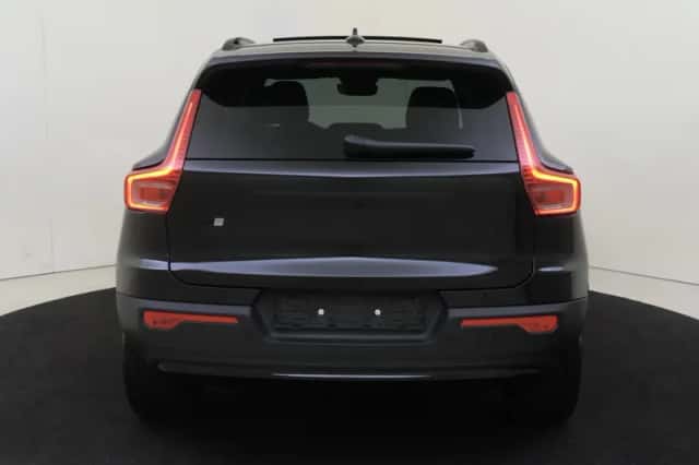Volvo EX40 (2026) thumbnail 5