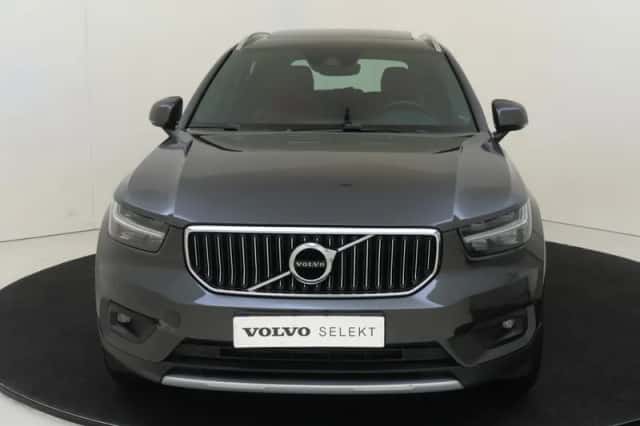 Volvo XC40 (2019) thumbnail 3