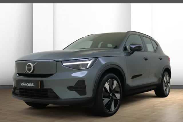 Volvo EX40 (2025) thumbnail 1