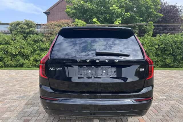 Volvo XC90 (2025) thumbnail 4