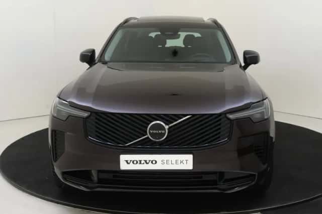 Volvo XC90 (2025) thumbnail 3