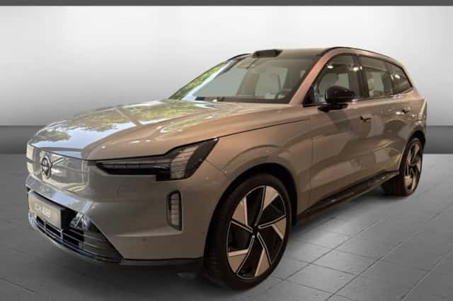 Volvo EX90 (2026) thumbnail 1