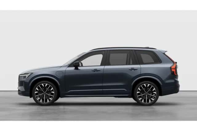 Volvo XC90 (2025) thumbnail 2