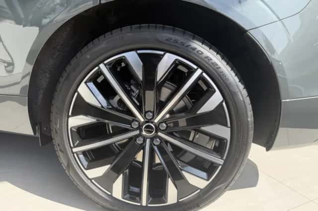 Volvo XC60 (2026) thumbnail 5