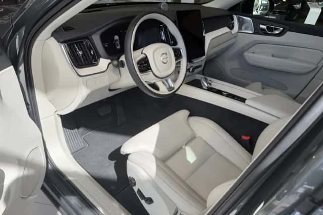 Volvo XC60 (2026) thumbnail 6